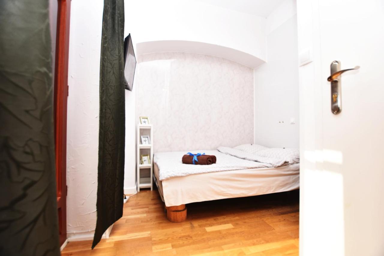 City Central Hostel Breslavia Esterno foto