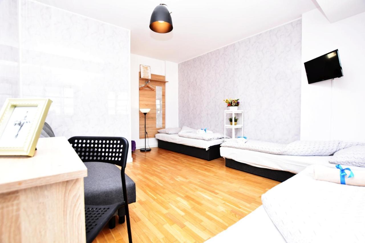 City Central Hostel Breslavia Esterno foto