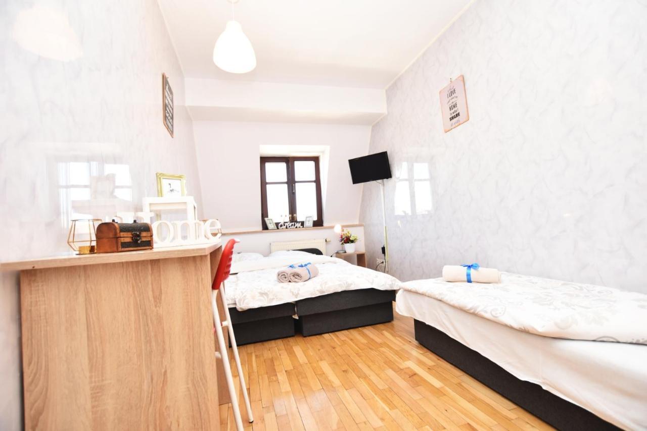 City Central Hostel Breslavia Esterno foto